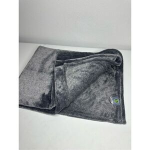 Ecothread Fleece Throw Plush Blanket Gray Size